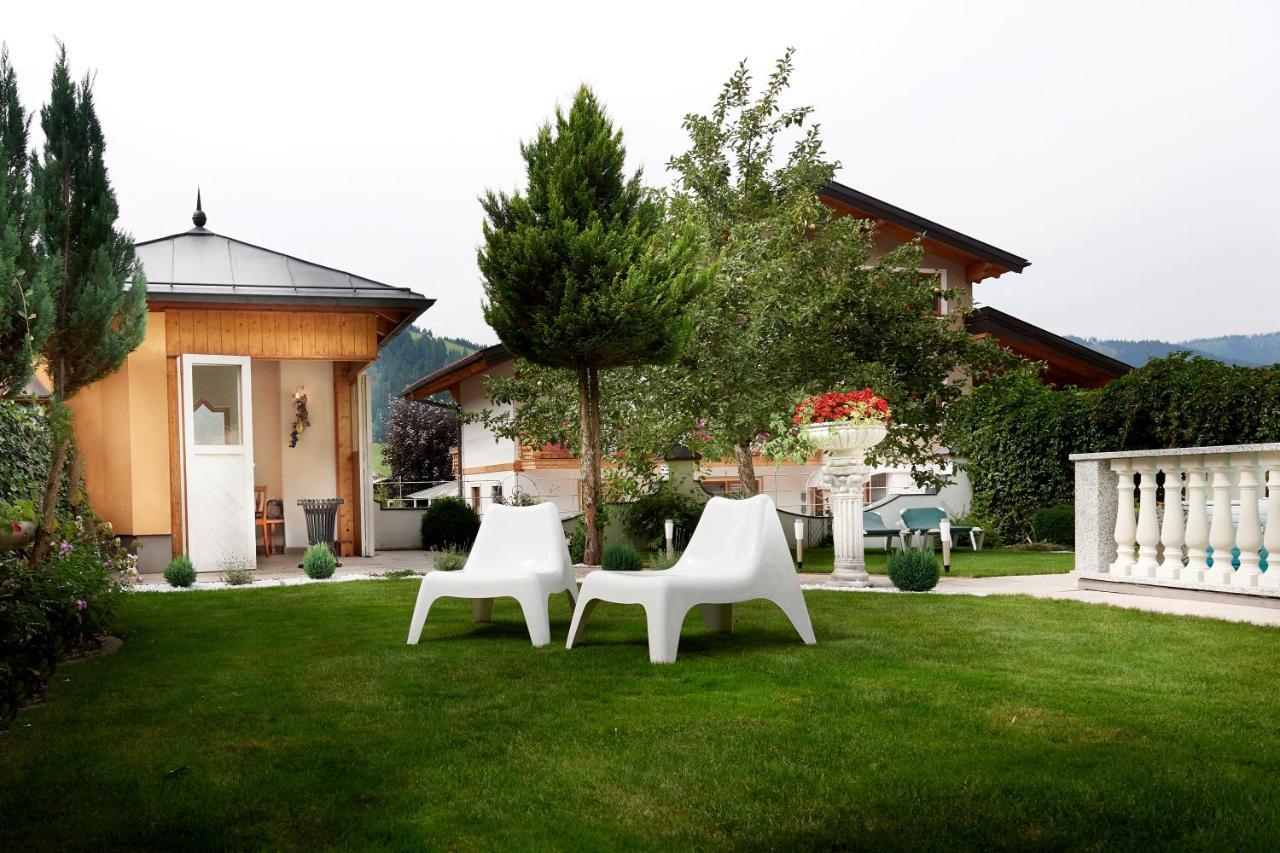 Hotel Garni Tannenhof Flachau Exterior photo